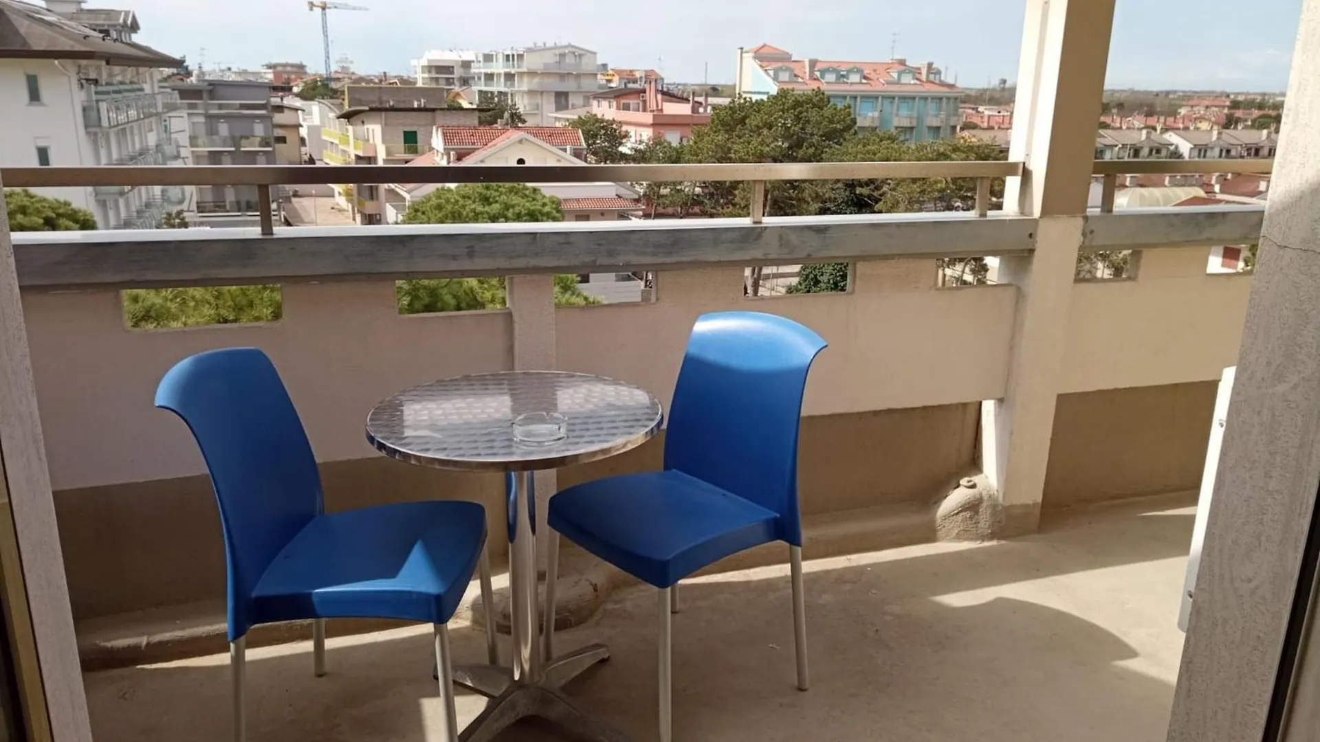 Functional Studio Flat In A Residence In Caorle contacts
