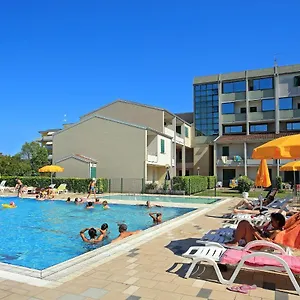  Apartment Villaggio Luna Due