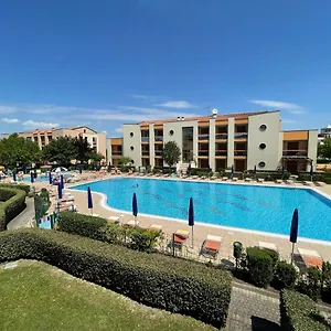  Apartment Villaggio Ai Ginepri - Agenzia Cocal